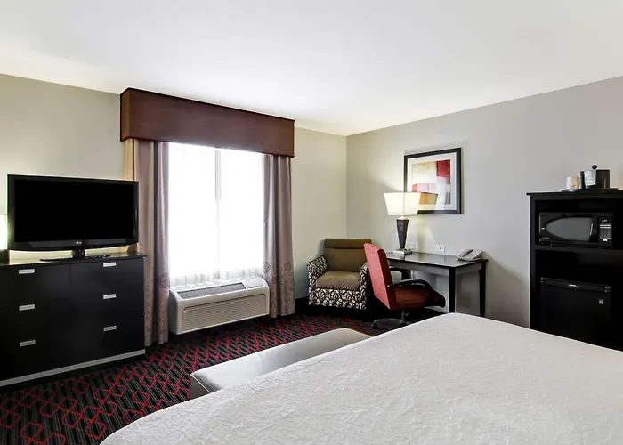 Hampton Inn & Suites Red Deer